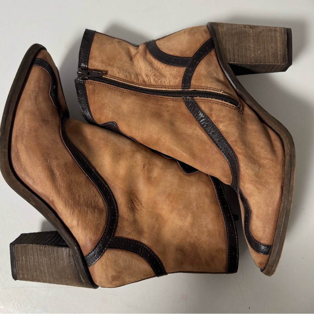 Free People Winding Road Tan Brown Leather Western Cowboy Booties Size 38 - Picture 5 of 13